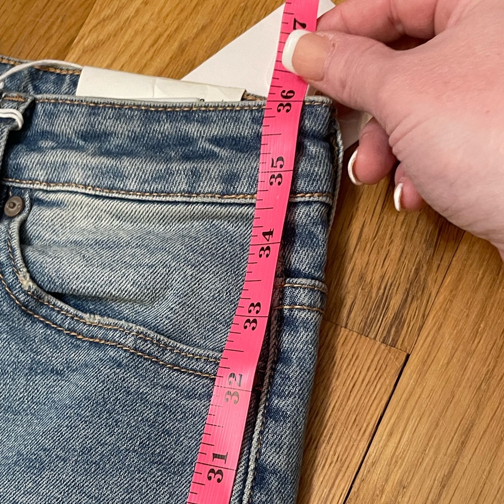 Kancan NWT High Rise Straight Relaxed Fit Jeans Size 3/25 Frayed Hems - Picture 10 of 12